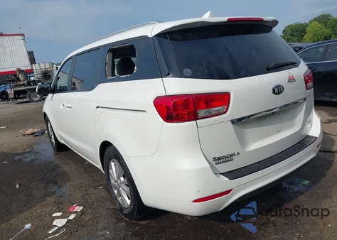 2016 Kia Sedona Lx z USA, uszkodzony, nr VIN KNDMB5C11G6160148